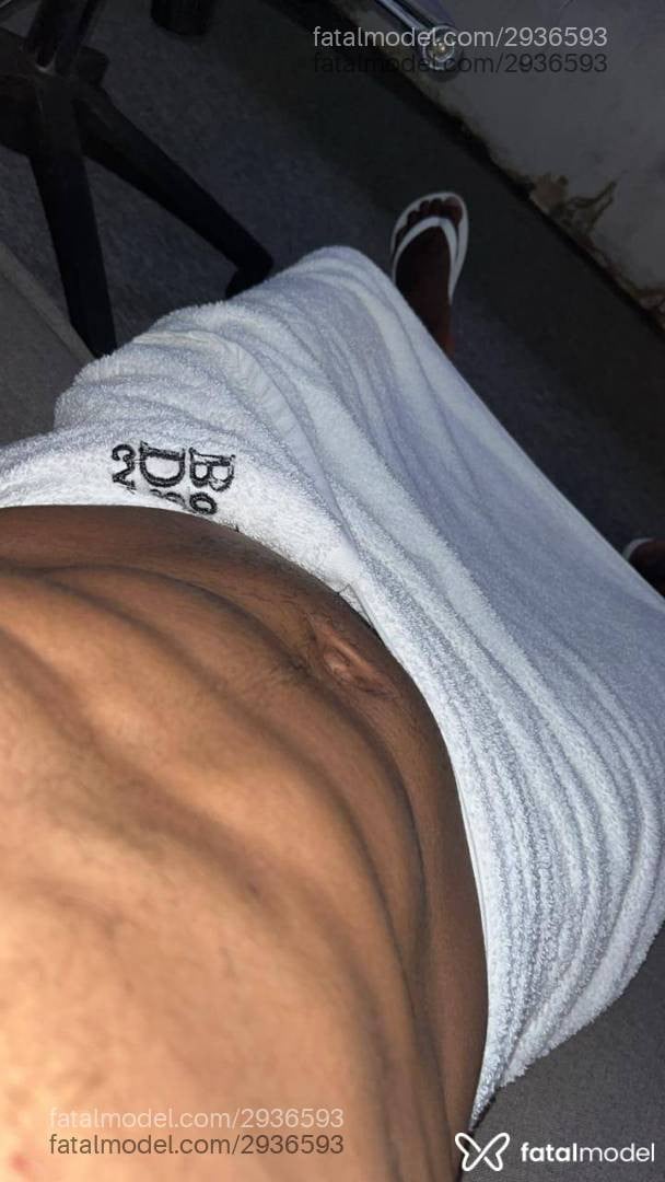 Acompanhante homem morena (o) de olhos pretos - Nego Varudo