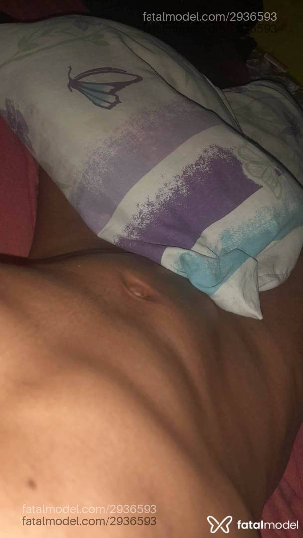 Acompanhante homem morena (o) de olhos pretos - Nego Varudo