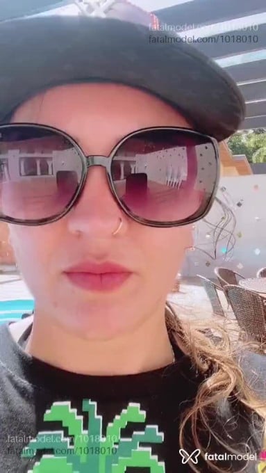 Acompanhante mulher com cabelo castanho de olhos castanhos - Naomy Ferraz