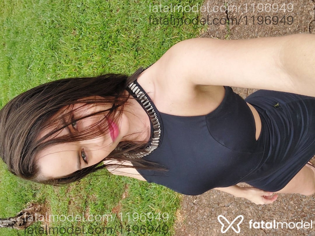 Acompanhante mulher loira (o) de olhos azuis em Virtual - YSA MODELLO