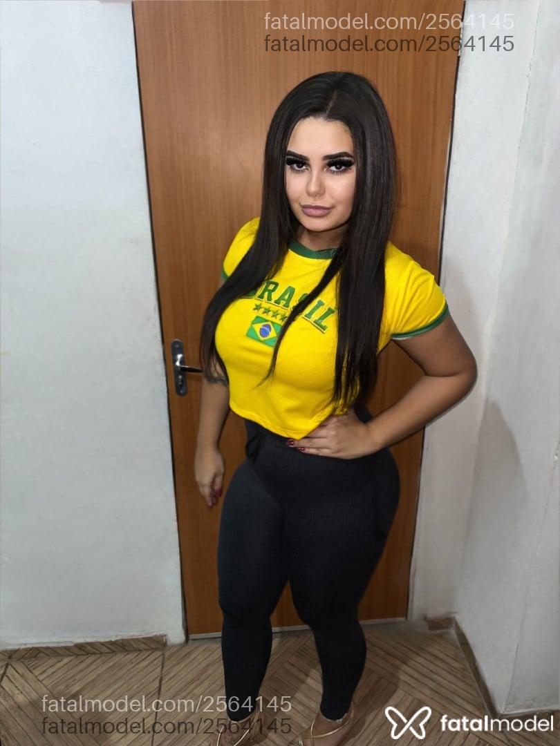 Acompanhante mulher com cabelo castanho de olhos castanhos em Contagem - Kate