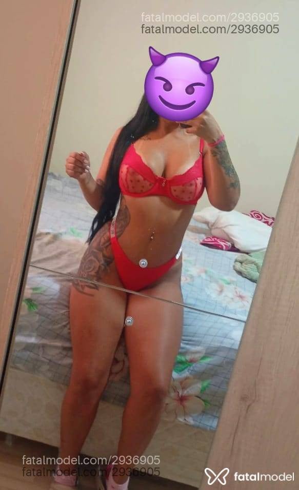 Acompanhante mulher morena (o) de olhos mel - Larissa Gomes