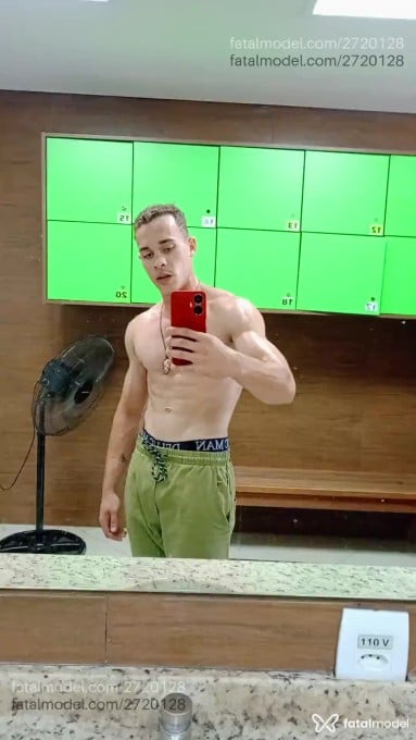 Acompanhante homem com cabelo castanho de olhos castanhos em Telêmaco Borba Acompanhante homem com cabelo castanho de olhos castanhos em Telêmaco Borba - Davi Fonseca