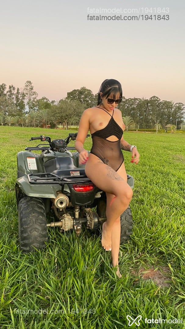 Acompanhante mulher morena (o) de olhos mel em Cuiabá - Jade Andrade