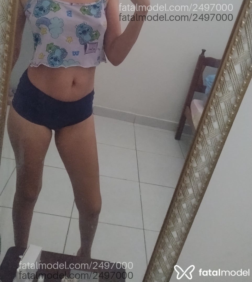 Acompanhante mulher com cabelo castanho de olhos mel em Natal - Katte