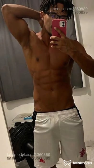 Acompanhante homem morena (o) de olhos castanhos em São Paulo - Renan