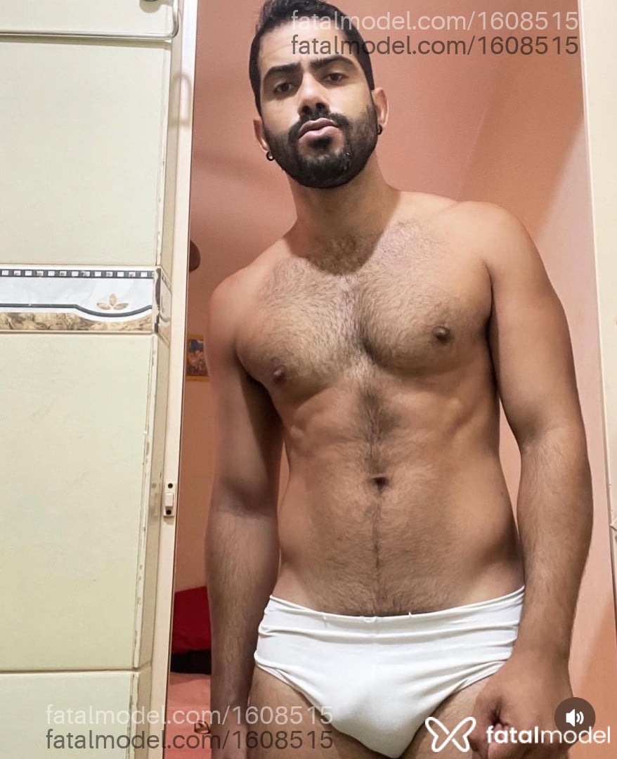 Acompanhante homem morena (o) de olhos castanhos em Luís Eduardo Magalhães - Thiago Godoy