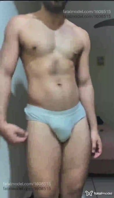 Acompanhante homem morena (o) de olhos castanhos - Thiago Godoy Acompanhante homem morena (o) de olhos castanhos - Thiago Godoy