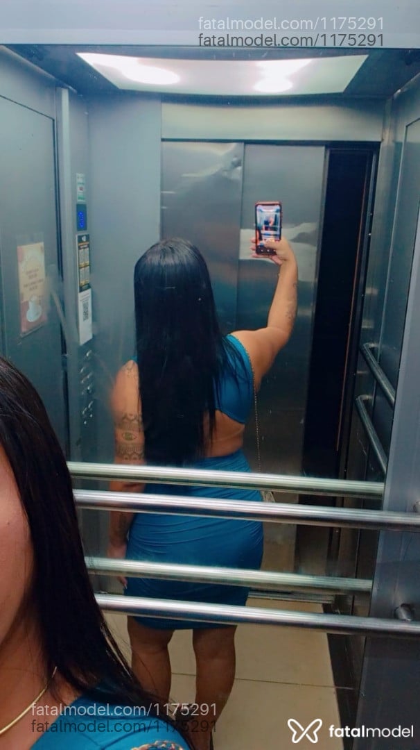Acompanhante mulher com cabelo castanho de olhos pretos em Santarém - Yara Rocha