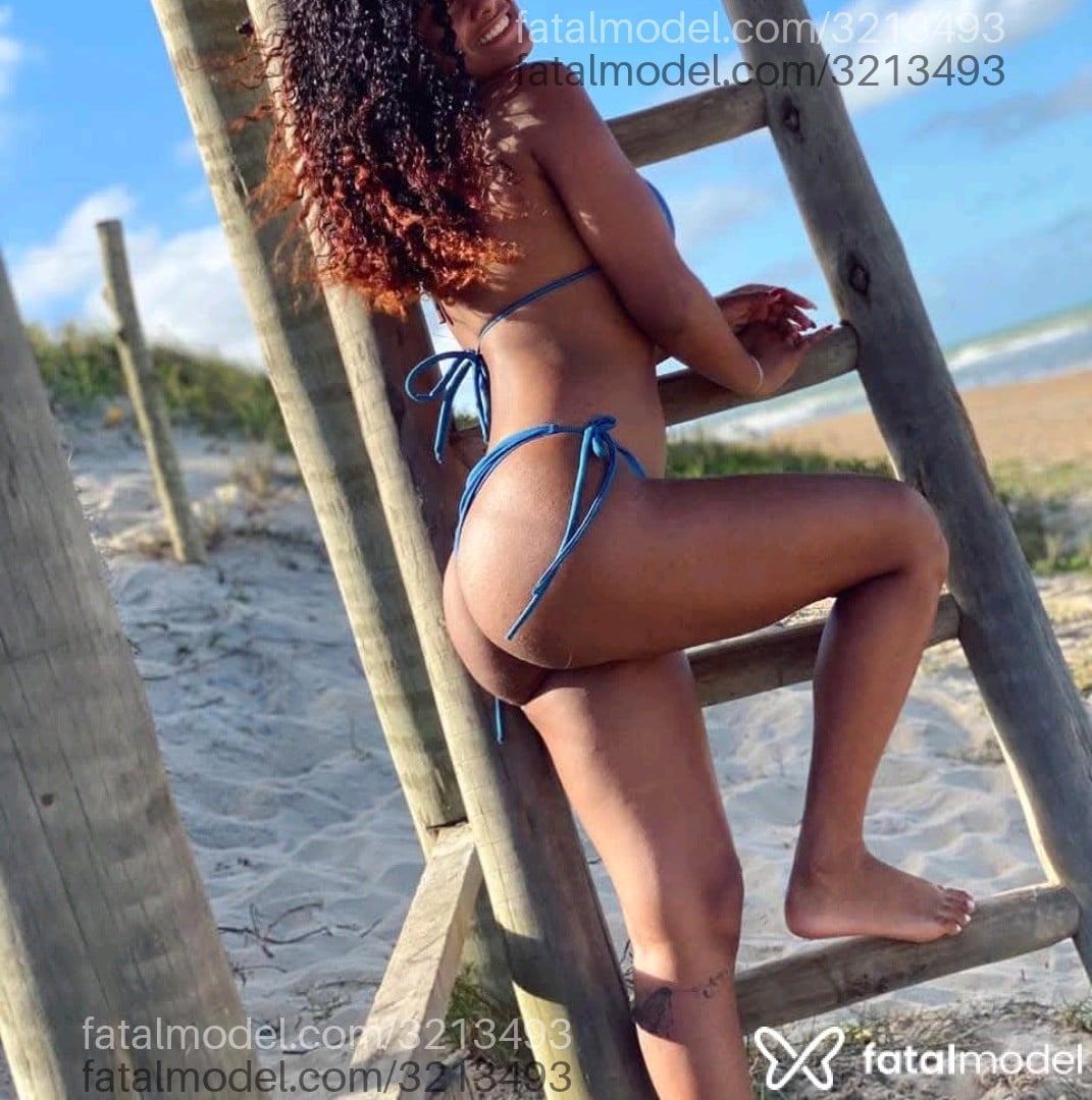 Acompanhante mulher com cabelo castanho de olhos castanhos em Barreiras - Amanda