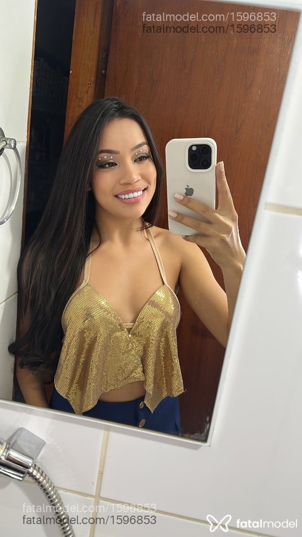 Acompanhante mulher com cabelo castanho de olhos castanhos em São Paulo - Paula Menezes