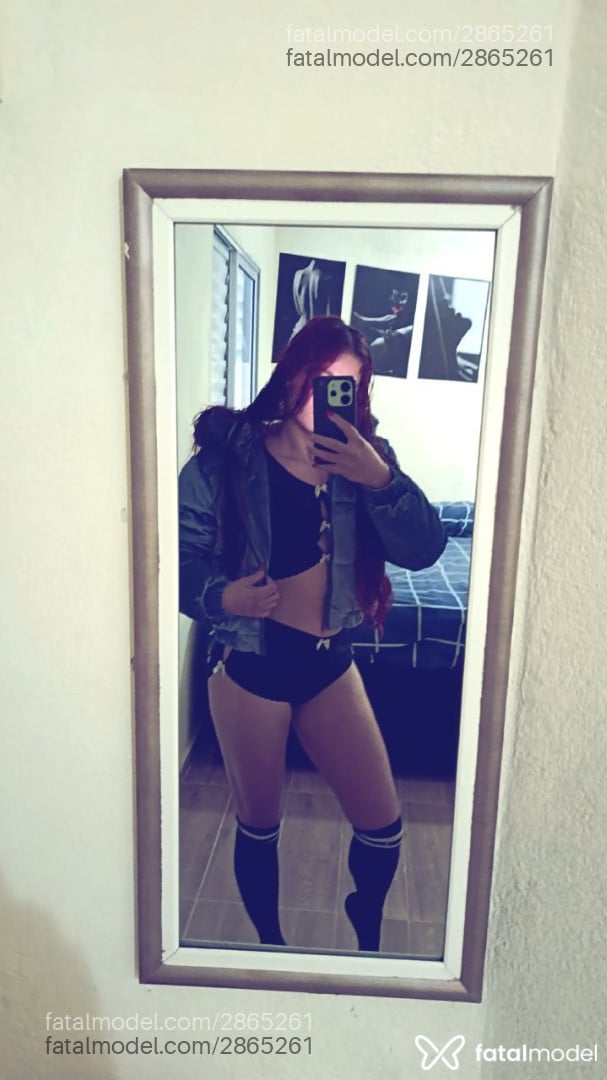 Acompanhante mulher ruiva (o) de olhos castanhos em Extrema - Bella