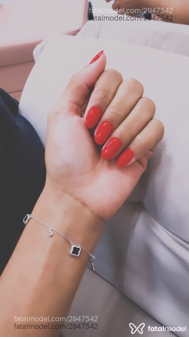 Acompanhante mulher trans morena (o) de olhos castanhos em Itumbiara - Nabi