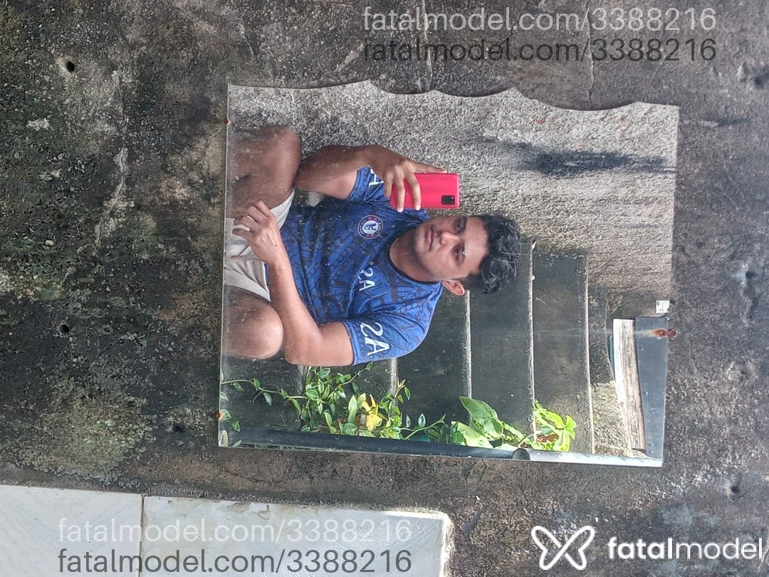Acompanhante homem com cabelo castanho de olhos castanhos em Fortaleza Acompanhante homem com cabelo castanho de olhos castanhos em Fortaleza - Adrian