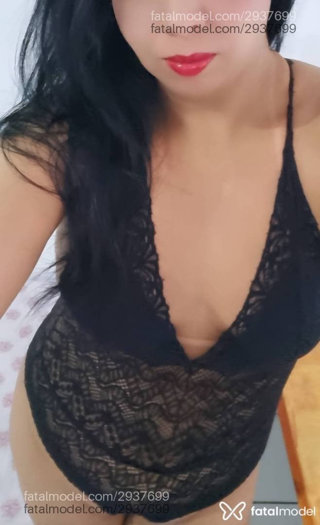 Acompanhante mulher morena (o) de olhos castanhos - Lolla