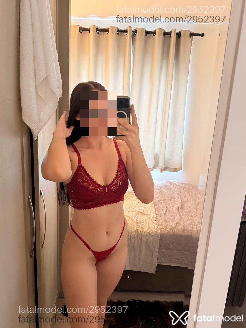 Acompanhante mulher morena (o) de olhos mel em Florianópolis - Gabriele Gutierrez