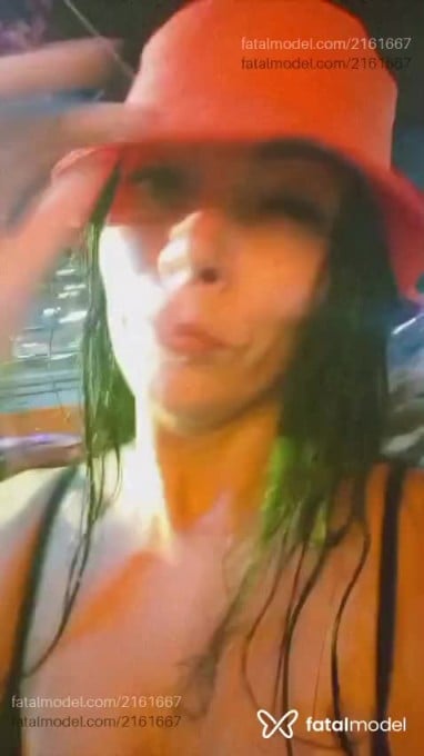 Acompanhante mulher morena (o) de olhos verdes - Raquel Bastos Acompanhante mulher morena (o) de olhos verdes - Raquel Bastos