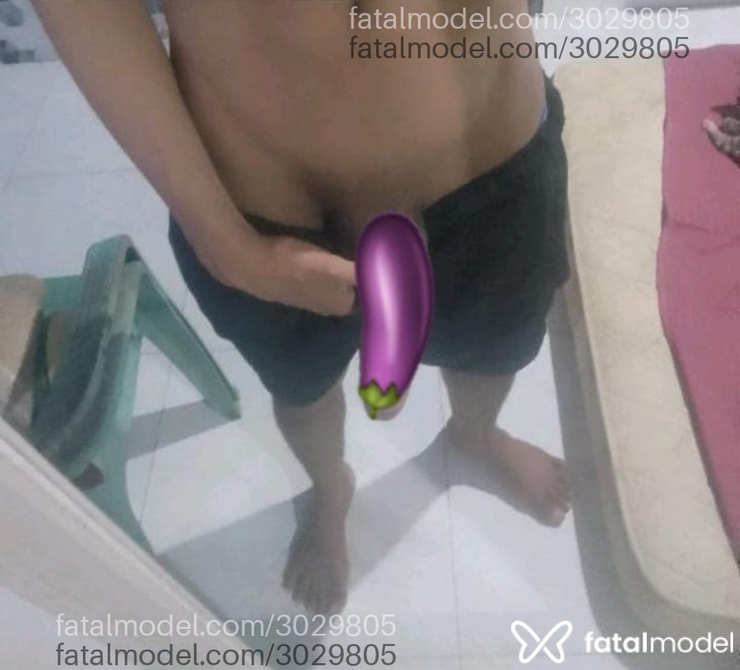 Acompanhante homem com cabelo grisalho de olhos pretos em Parauapebas Acompanhante homem com cabelo grisalho de olhos pretos em Parauapebas - Mateus