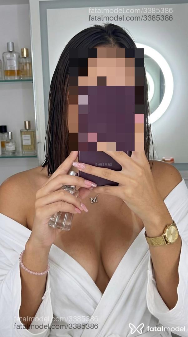 Acompanhante mulher morena (o) de olhos castanhos em São Paulo - Rebecca