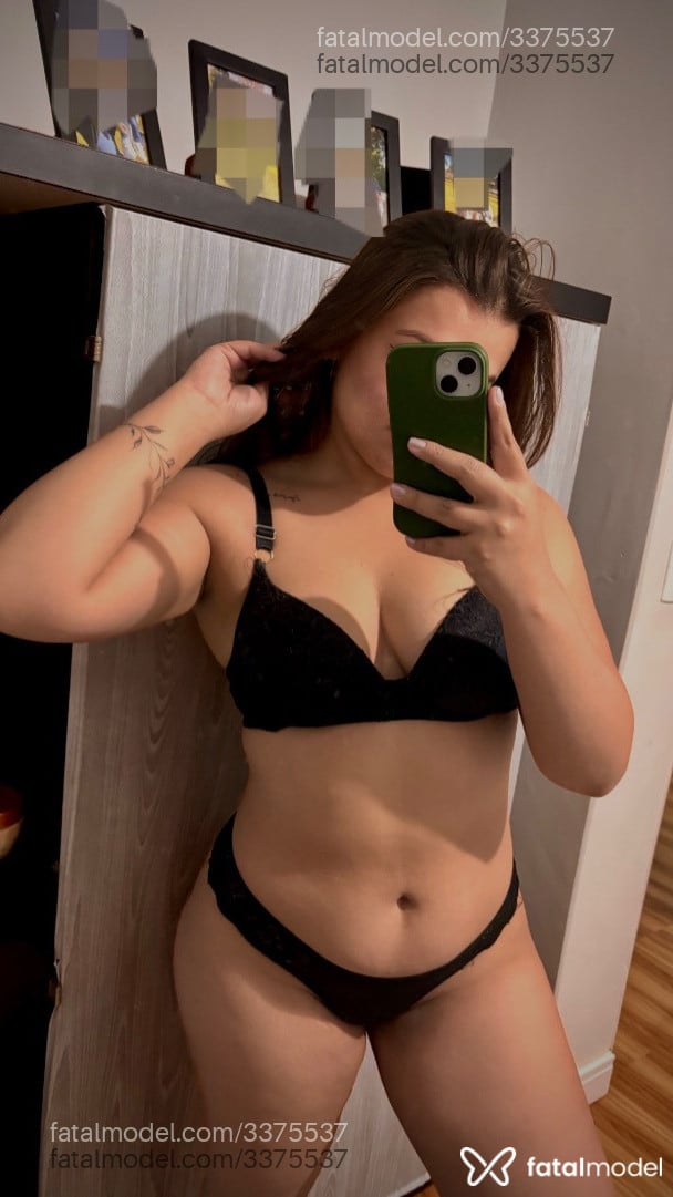 Acompanhante mulher morena (o) de olhos castanhos em Curitiba - Stefane