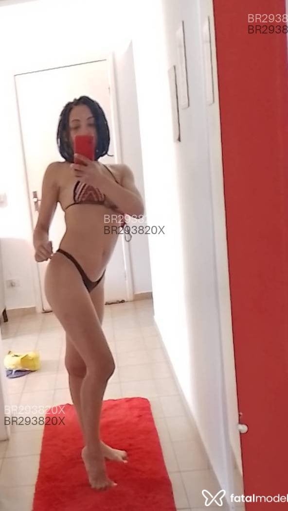 Acompanhante mulher loira (o) de olhos castanhos em Canoinhas - Brenda