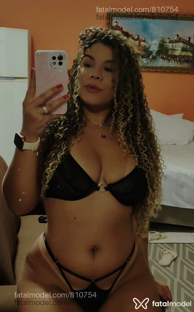 Acompanhante mulher loira (o) de olhos mel em Penha - Fran costa