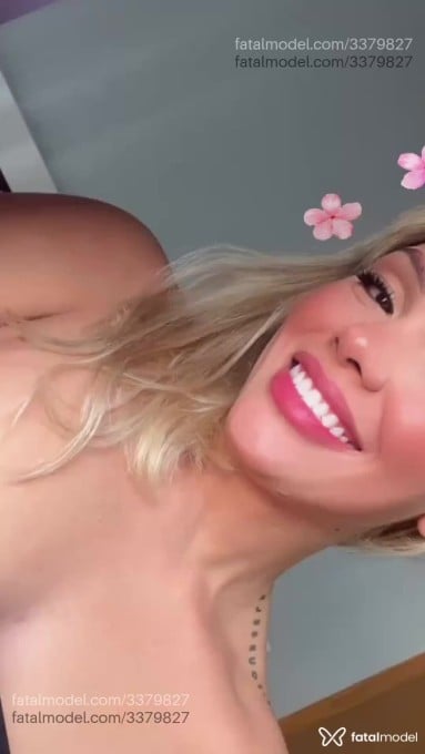 Acompanhante mulher loira (o) de olhos castanhos em Brasília - Larissa Santos