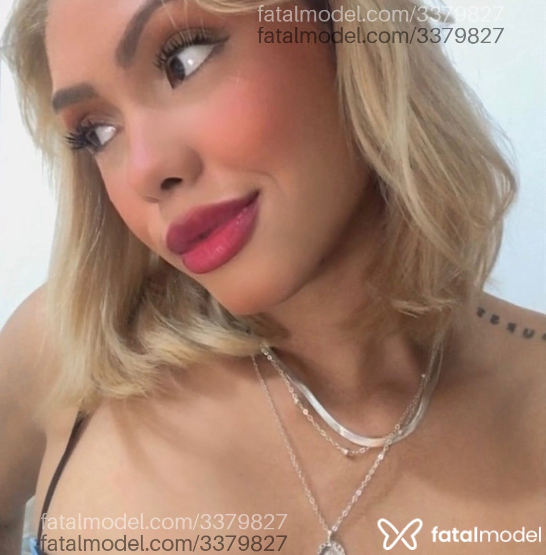 Acompanhante mulher loira (o) de olhos castanhos em Brasília - Larissa Santos