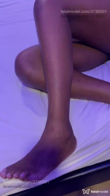 Acompanhante mulher morena (o) de olhos pretos em Salvador Acompanhante mulher morena (o) de olhos pretos em Salvador - Tieta Ribeiro