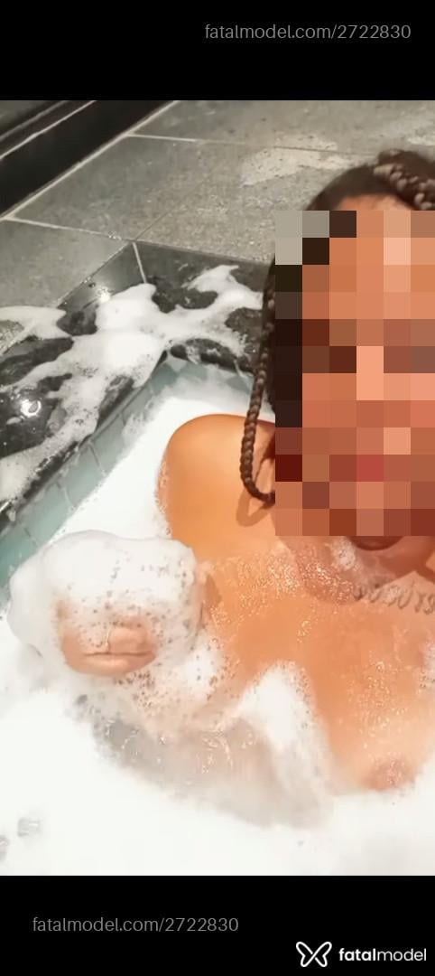 Acompanhante mulher morena (o) de olhos castanhos - Eloáh Vitória