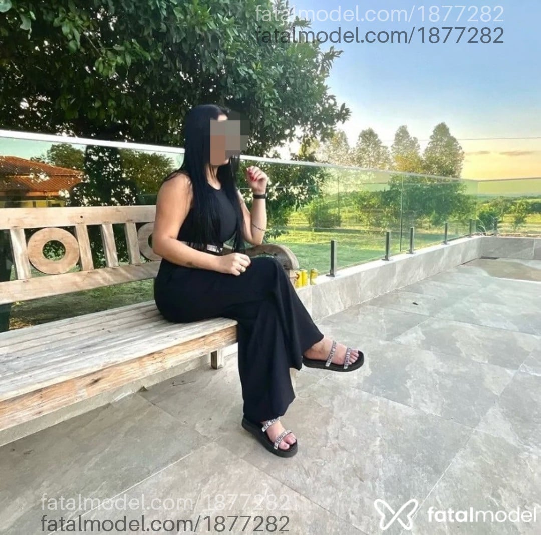 Acompanhante mulher morena (o) de olhos castanhos em Gurupi - Larissa