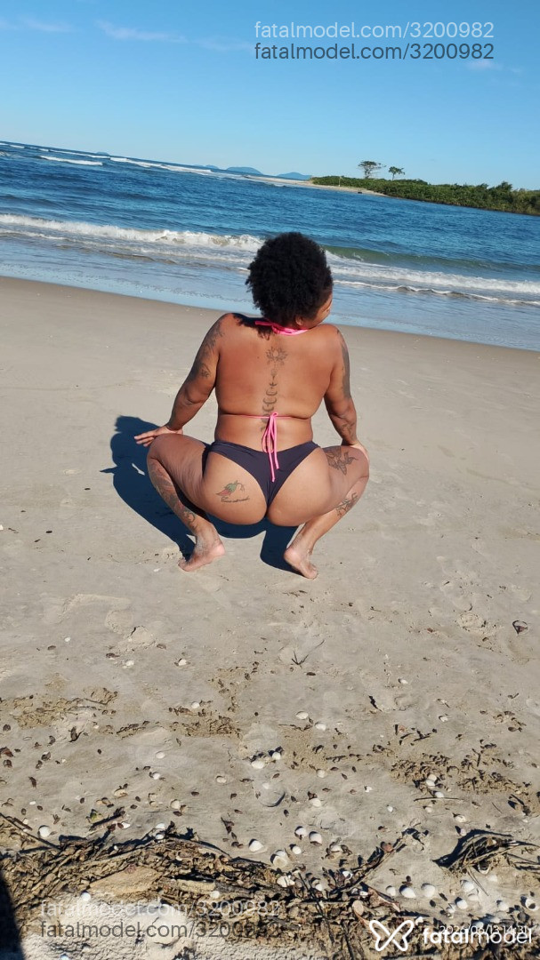 Acompanhante mulher morena (o) de olhos mel - Gabriela Miranda