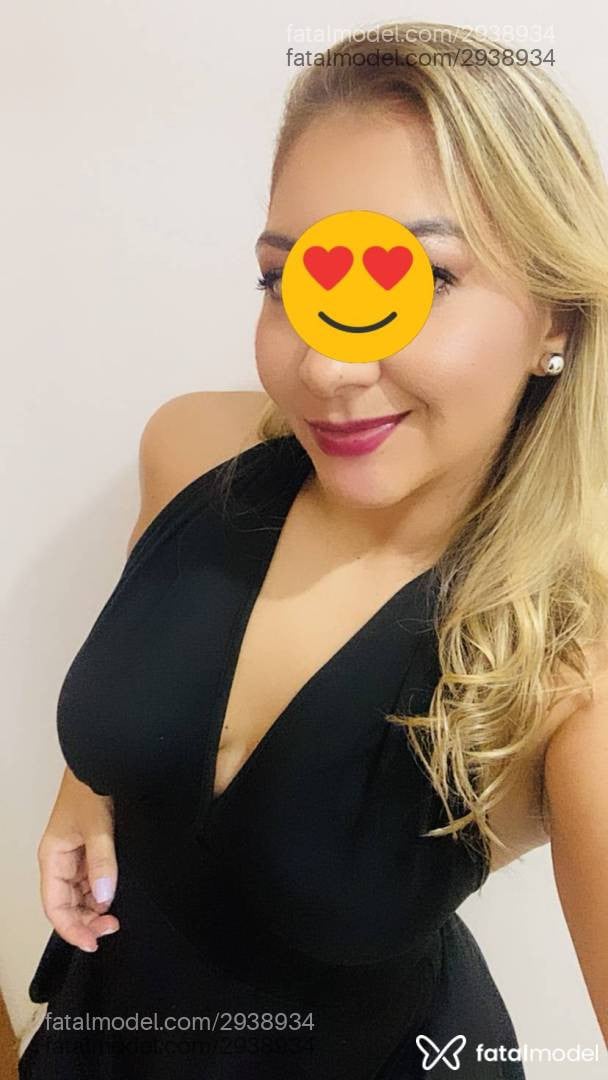 Acompanhante mulher loira (o) de olhos castanhos - Fernanda