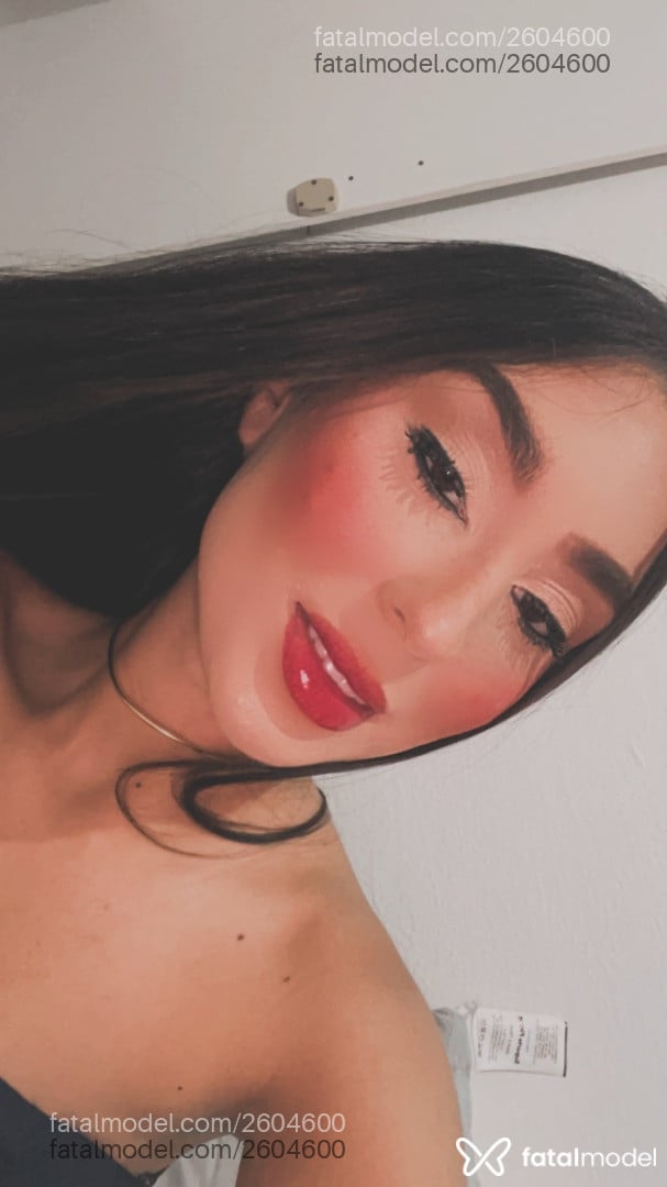 Acompanhante mulher morena (o) de olhos castanhos em Belo Horizonte - Isadora Lima