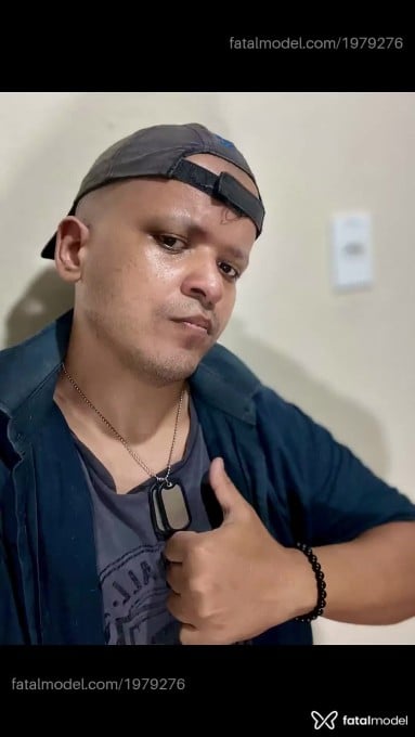 Acompanhante homem sem cabelo de olhos castanhos em Porto Velho Acompanhante homem sem cabelo de olhos castanhos em Porto Velho - Azazel