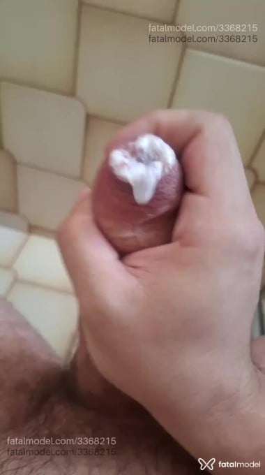 Acompanhante homem com cabelo castanho de olhos castanhos - Novinoeste Acompanhante homem com cabelo castanho de olhos castanhos - Novinoeste