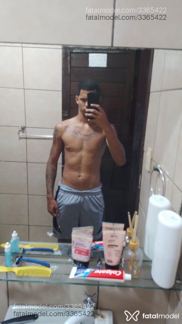Acompanhante homem morena (o) de olhos pretos - Cjdotado