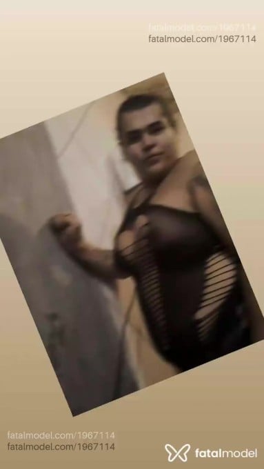Acompanhante mulher trans com cabelo castanho de olhos castanhos - Isabela Acompanhante mulher trans com cabelo castanho de olhos castanhos - Isabela