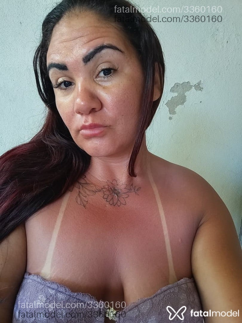 Acompanhante mulher ruiva (o) de olhos castanhos - Glaucia Maradonna