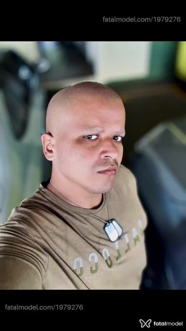 Acompanhante homem sem cabelo de olhos castanhos em Porto Velho Acompanhante homem sem cabelo de olhos castanhos em Porto Velho - Azazel