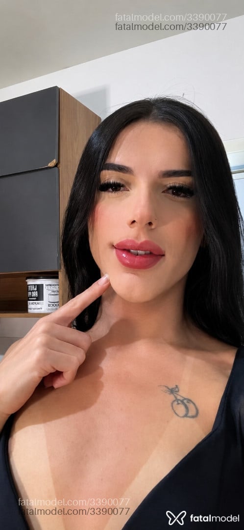 Acompanhante mulher trans morena (o) de olhos mel em São Paulo Acompanhante mulher trans morena (o) de olhos mel em São Paulo - Gabys