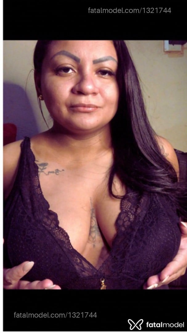 Acompanhante mulher morena (o) de olhos pretos em Virtual - Valzinha