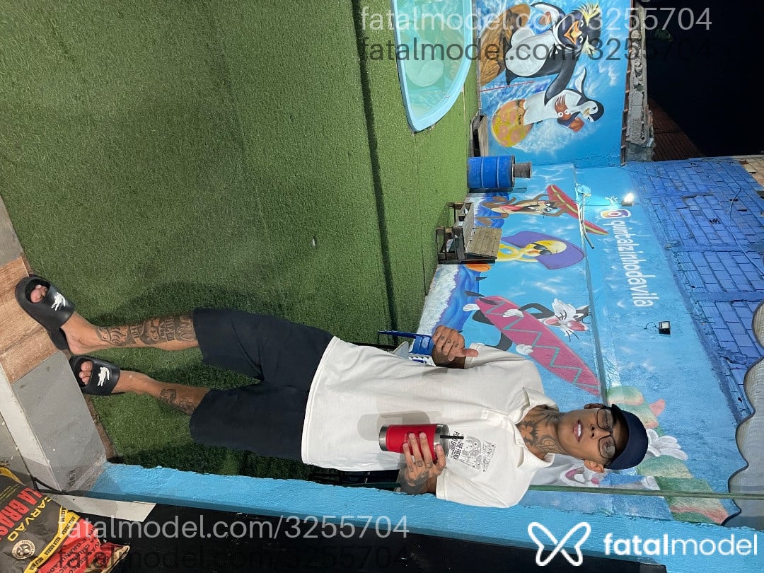 Acompanhante homem com cabelo castanho de olhos castanhos em São Paulo Acompanhante homem com cabelo castanho de olhos castanhos em São Paulo - Tioquimico