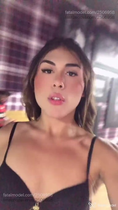 Acompanhante mulher trans loira (o) de olhos castanhos em Querência Acompanhante mulher trans loira (o) de olhos castanhos em Querência - Agatha