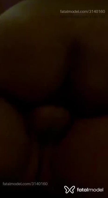 Acompanhante mulher morena (o) de olhos pretos - Nicole Acompanhante mulher morena (o) de olhos pretos - Nicole