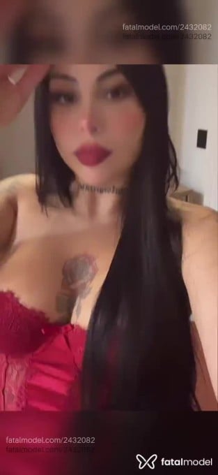 Acompanhante mulher morena (o) de olhos castanhos em São Paulo Acompanhante mulher morena (o) de olhos castanhos em São Paulo - Jennifer Oliver