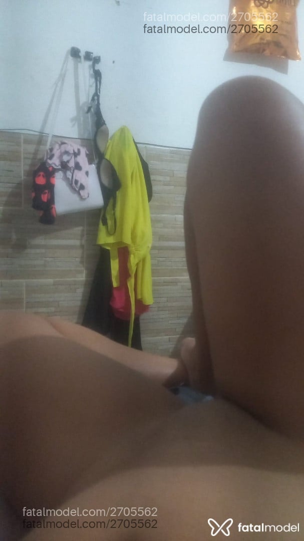 Acompanhante mulher morena (o) de olhos pretos em Teófilo Otoni - Maya