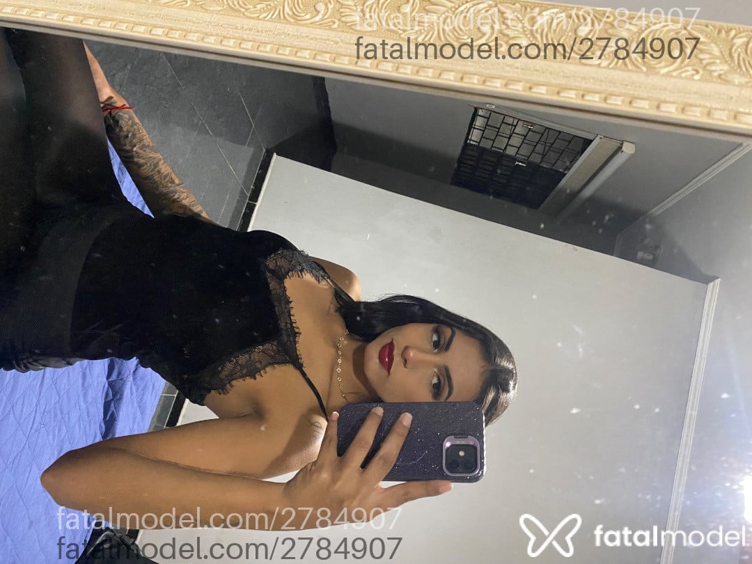Acompanhante mulher com cabelo castanho de olhos castanhos em Araçatuba - Roberta