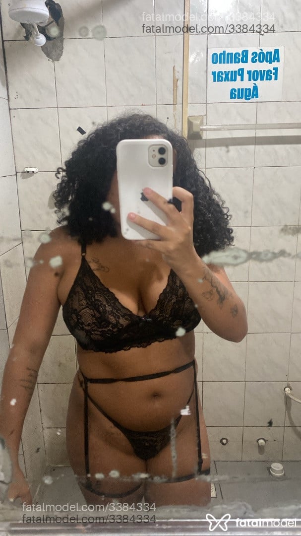 Acompanhante mulher morena (o) de olhos castanhos em São Paulo - Mannuzinha