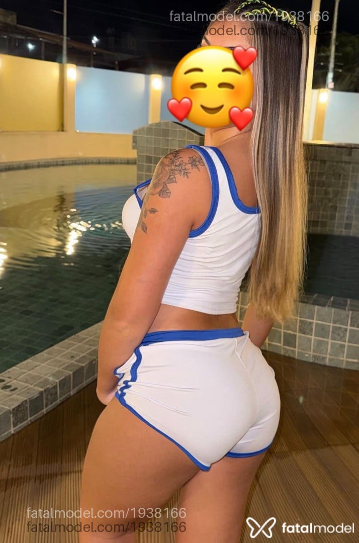 Acompanhante mulher com cabelo castanho de olhos castanhos em Dourados - Gabriella